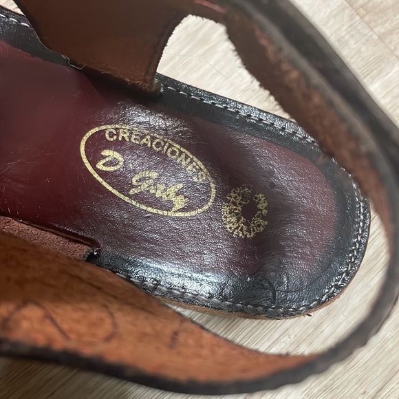 Custom made Mexican leather sandals - Picture 4 of 5